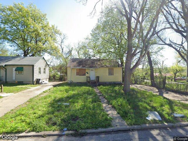 5643 wabash ave, kansas city,  MO 64130