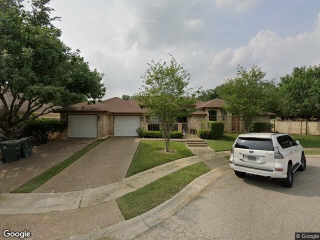 8101 purtzer dr, laredo,  TX 78045