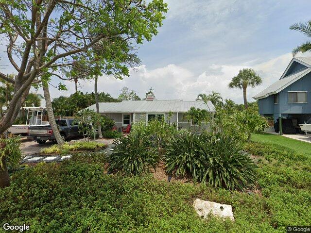 5551 se nassau ter, stuart,  FL 34997