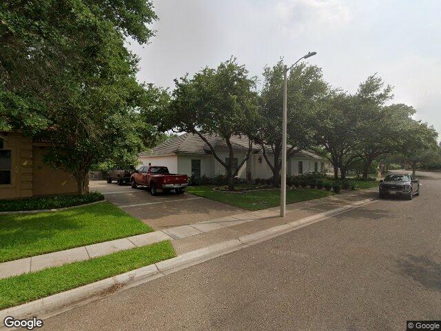 115 crenshaw dr, laredo,  TX 78045