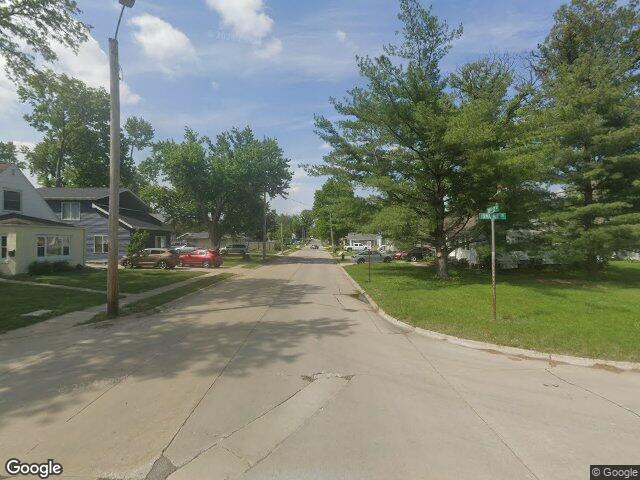 iowa rd, cedar rapids,  IA 52402