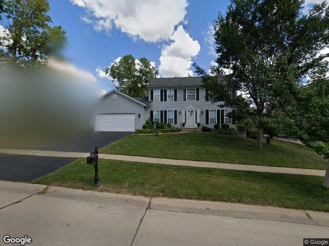 111 stone hedge dr nw, cedar rapids,  IA 52405