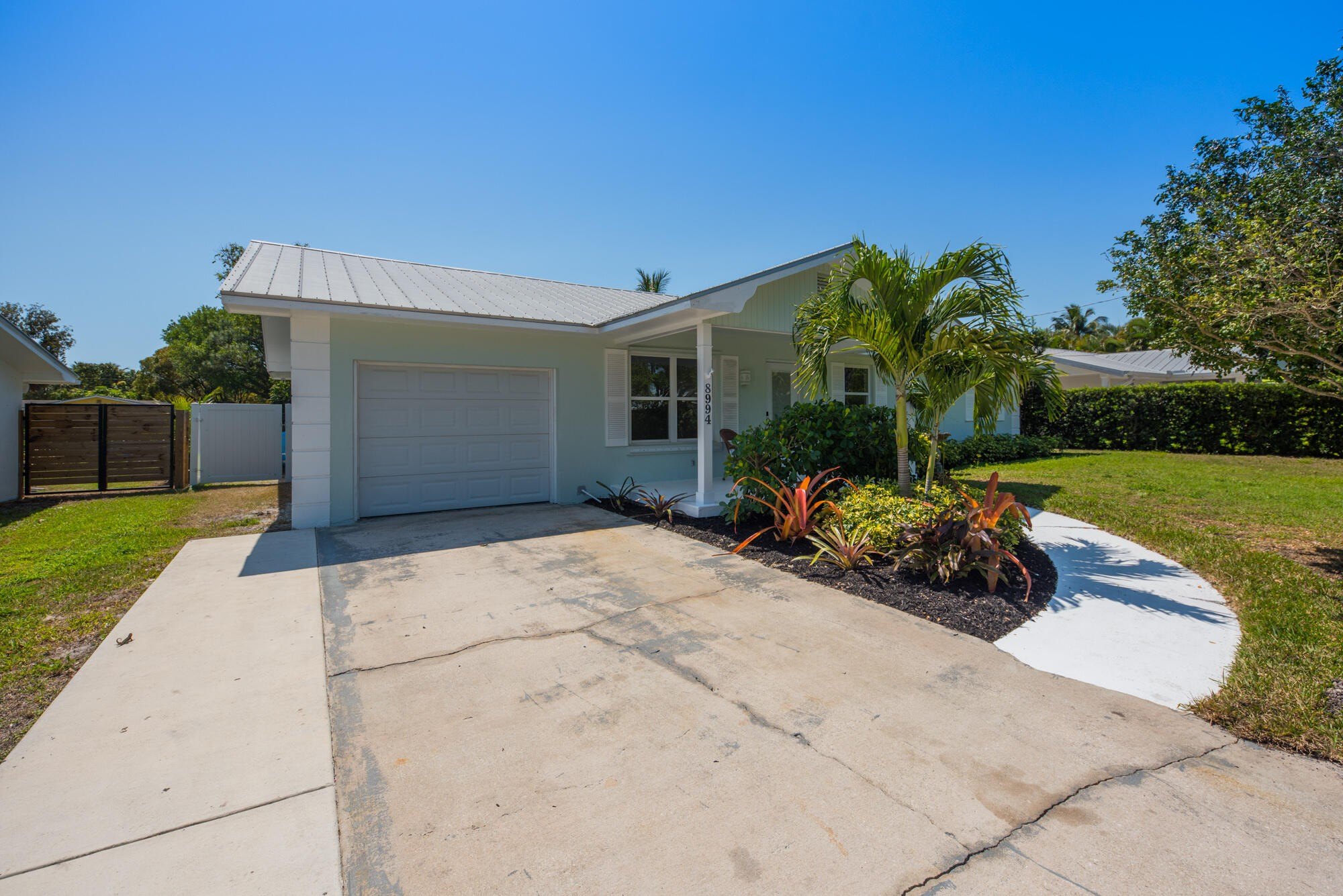 8994 se colony st, hobe sound,  FL 33455