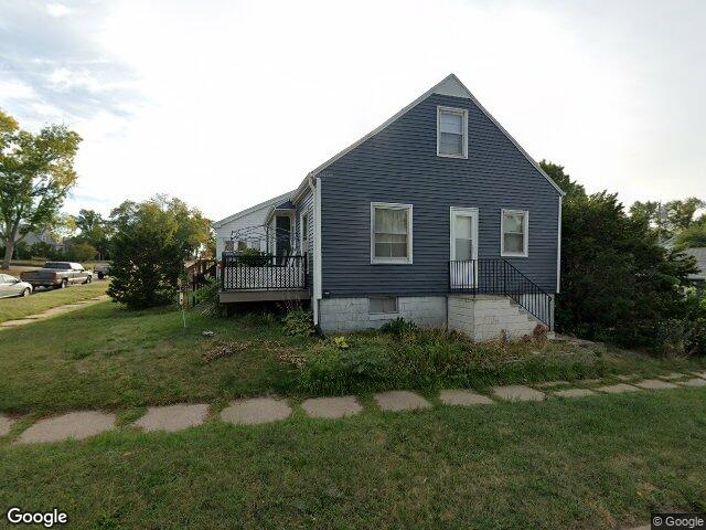 331 36th st ne, cedar rapids,  IA 52402