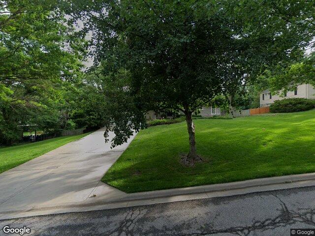 2312 w 98th st, leawood,  KS 66206