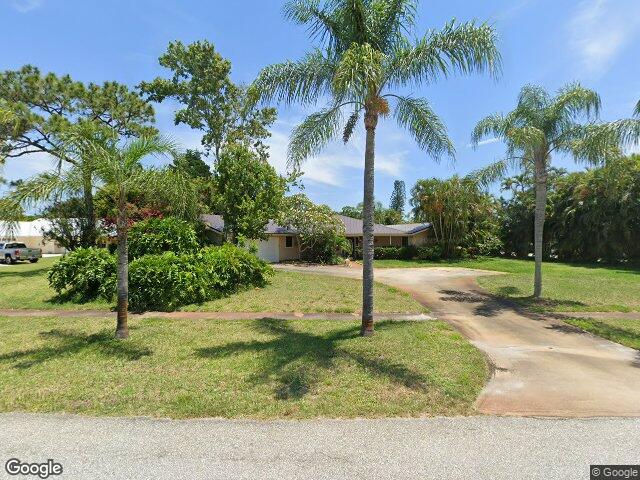 931 ne town ter, jensen beach,  FL 34957