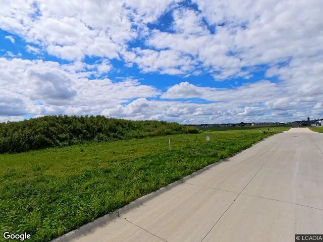 3309 towne ct, robins,  IA 52411