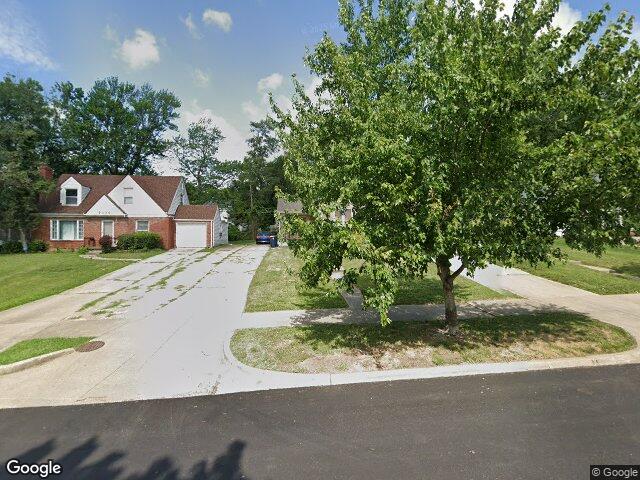 7332 paseo blvd, kansas city,  MO 64131
