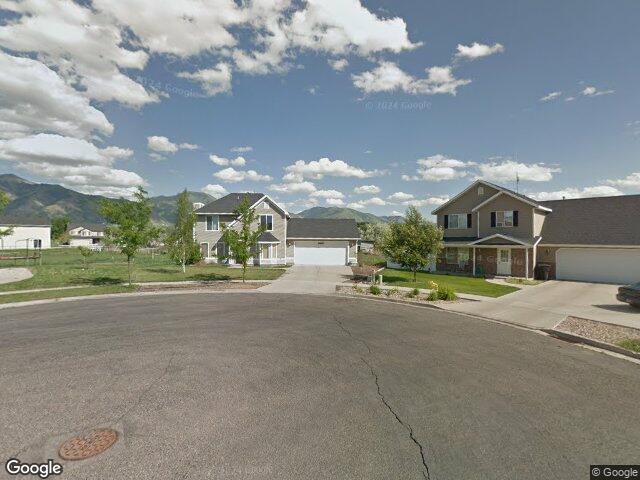 1096 southgate ct, logan,  UT 84321