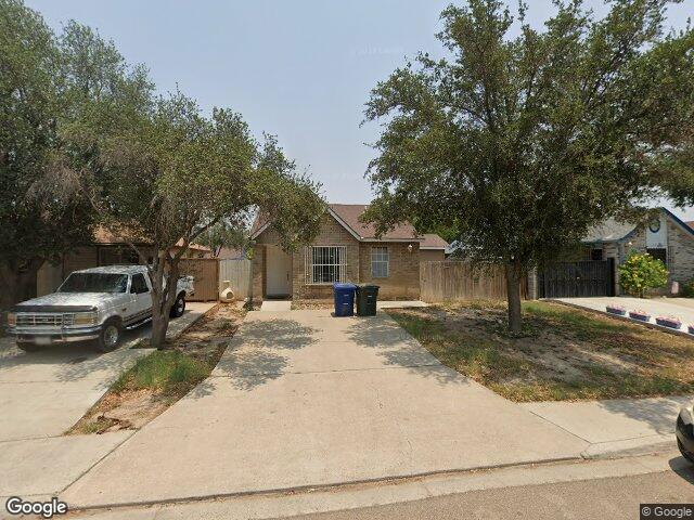 9707 center rd, laredo,  TX 78045