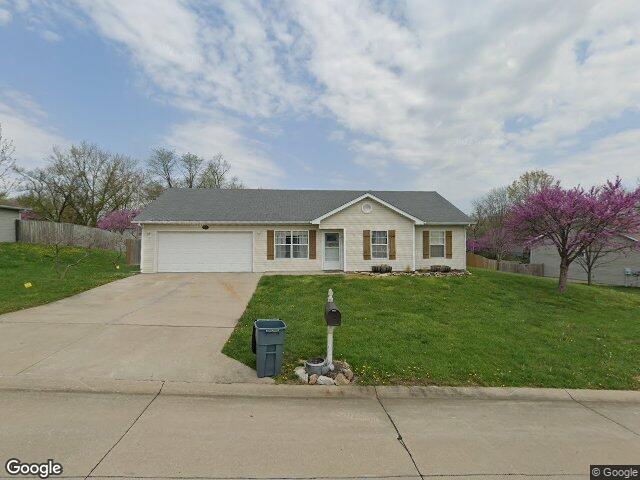 215 e tully ct, columbia,  MO 65202