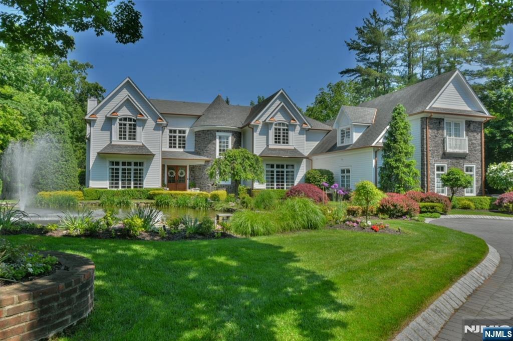 188 e saddle river rd, saddle river,  NJ 07458