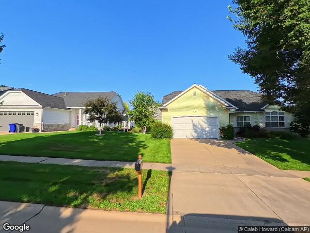 3422 forest valley ct ne, cedar rapids,  IA 52411