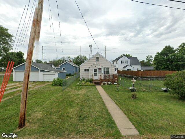 1211 22nd ave sw, cedar rapids,  IA 52404