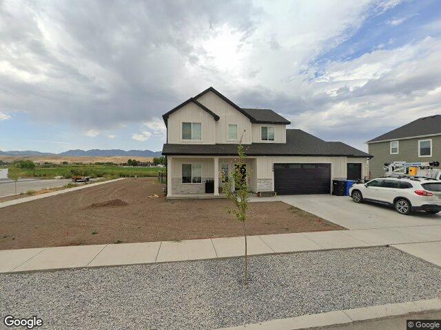 1248 s 650 e, hyrum,  UT 84319