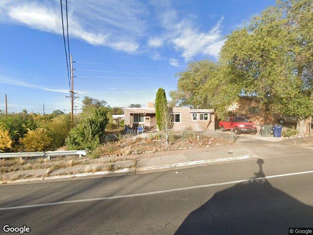 988 avenida de las campanas, santa fe,  NM 87507