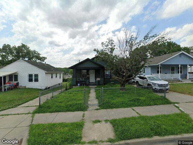 4138 monroe ave, kansas city,  MO 64130