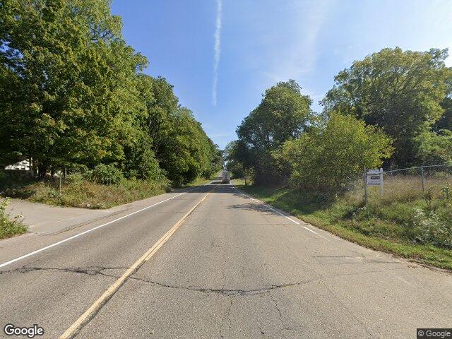 28 40th street, paw paw,  MI 49079