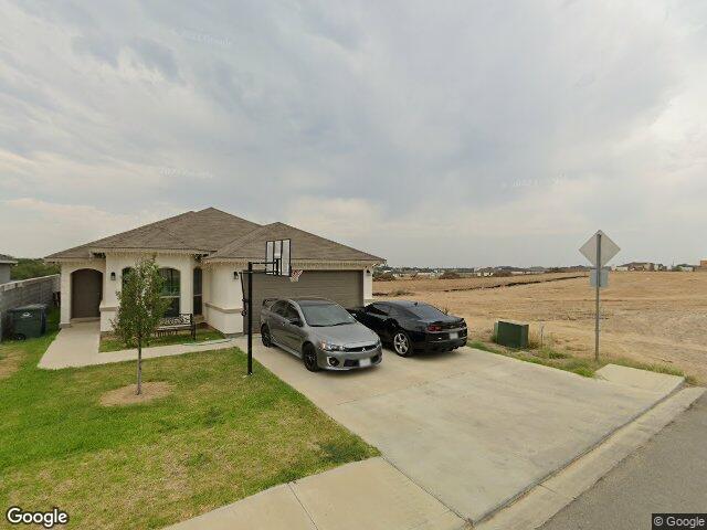 824 monasterio dr, laredo,  TX 78043