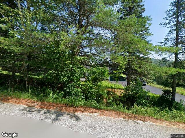 61 watson rd, norway,  ME 04268