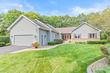 1071 barbara ct, chanhassen,  MN 55317