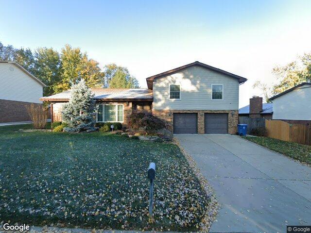 5 sir lawrence dr, belleville,  IL 62221