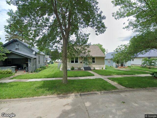 630 21st ave sw, cedar rapids,  IA 52404
