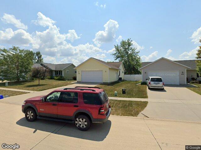 6165 e kacena ave, marion,  IA 52302
