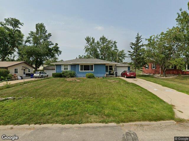 2222 evergreen st ne, cedar rapids,  IA 52402