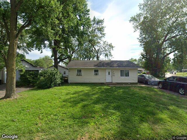 1700 theodore ln, east saint louis,  IL 62239