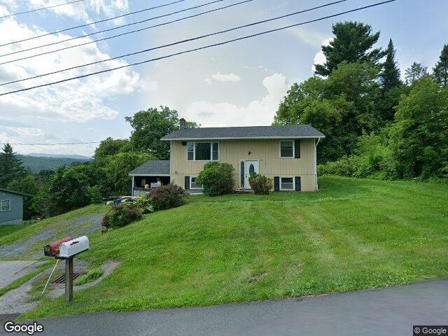 22 moonlight dr, barre,  VT 05641