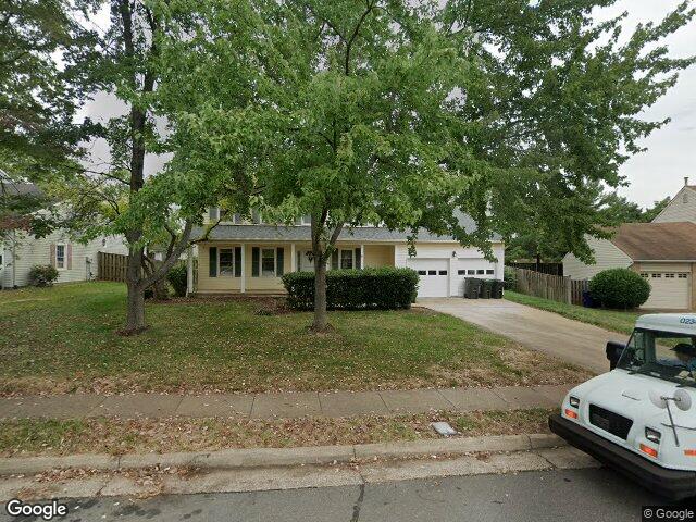 8878 sweetbriar st, manassas,  VA 20110