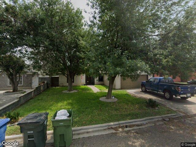 2113 silverwood dr, laredo,  TX 78045