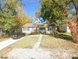 908 ne 44th st, kansas city,  MO 64116