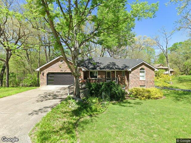 2402 lynnwood dr, columbia,  MO 65203
