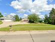 1355 robins rd, hiawatha,  IA 52233