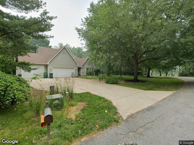 15061 yorkshire dr, plymouth,  IN 46563