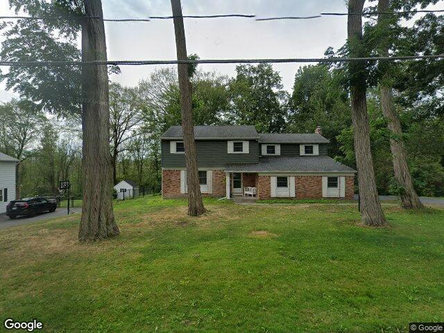 10 heritage pkwy, schenectady,  NY 12302