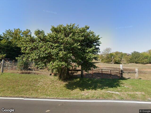 4400 se doc henry rd, lees summit,  MO 64082