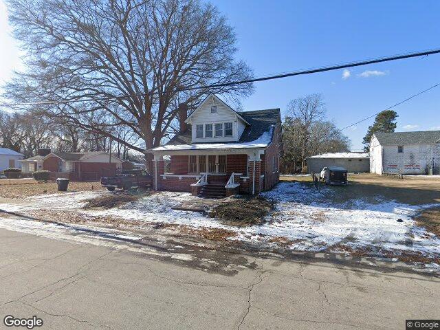 219 w rockspring street, henderson,  NC 27536