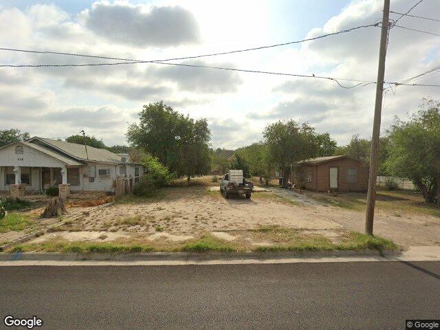 334 medina st, eagle pass,  TX 78852