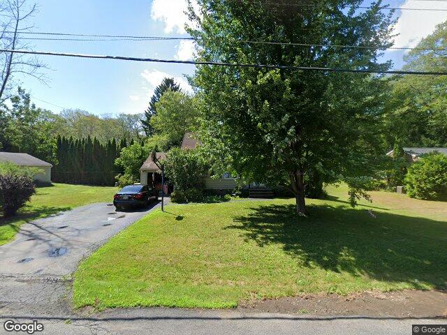 33 woodside dr, schenectady,  NY 12302