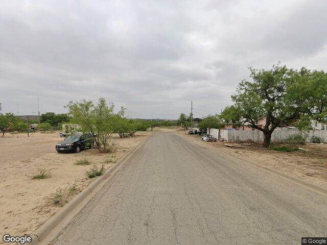 496d chavarria rd, eagle pass,  TX 78852