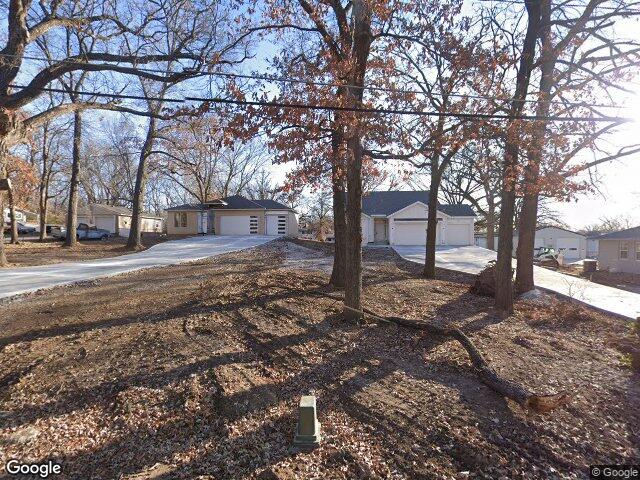 4725 ne winn rd, kansas city,  MO 64117