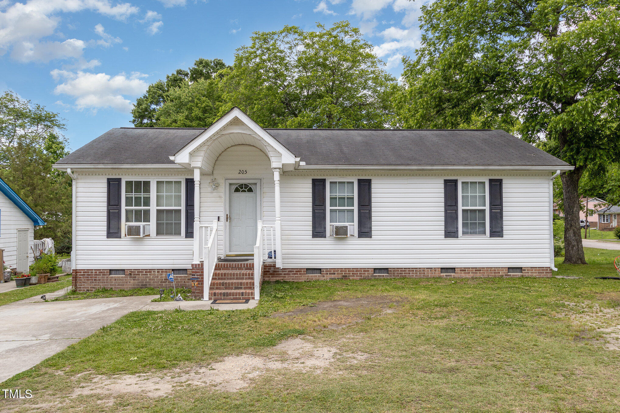205 person st, oxford,  NC 27565