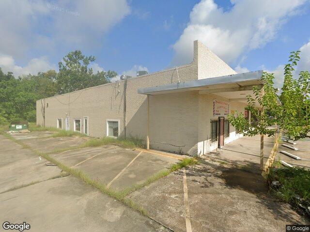 1011 10th st, orange,  TX 77630