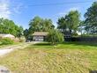 8112 e 66th ter, kansas city,  MO 64133
