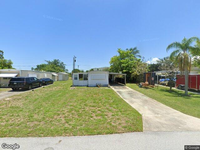 6950 se ridgeway ter, hobe sound,  FL 33455