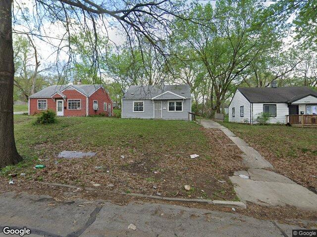 7405 park ave, kansas city,  MO 64132