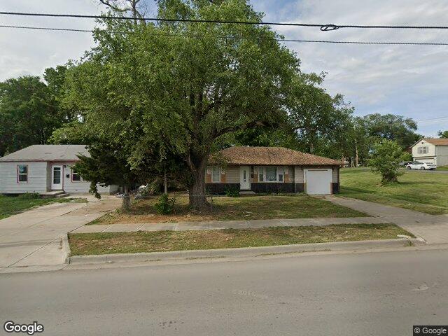 3312 e 75th st, kansas city,  MO 64132